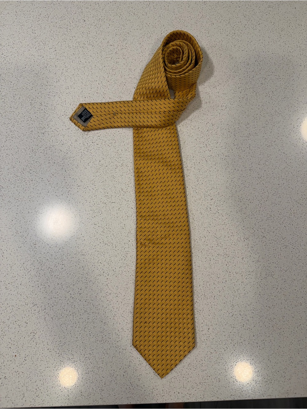 Armani Collezioni Men's Jacquard Silk Tie, Gold/Black Geometric Pattern